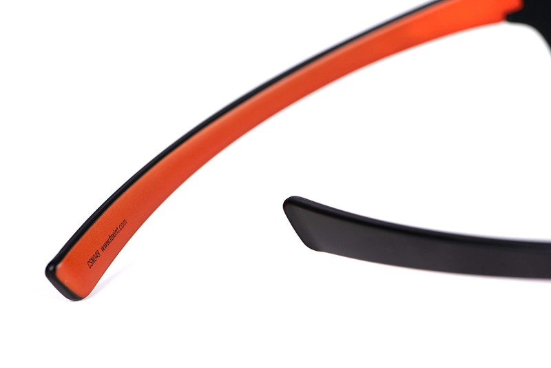 csn049_fox_collection_wraps_blackorange_grey_lens_arm_detail